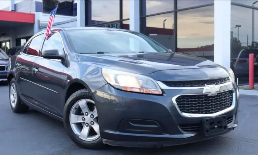 Why Vehicle History Reports Matter When Buying Used Car